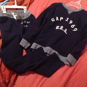GAP Jogging Suit